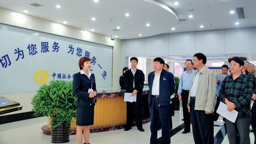 社保费率下降企业减负明显