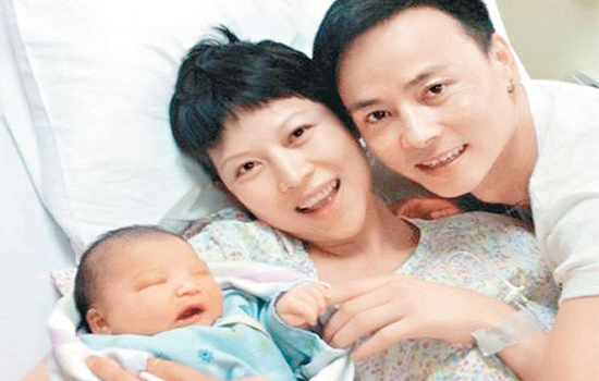 老公有生育保险，老婆生孩子时能报销吗？