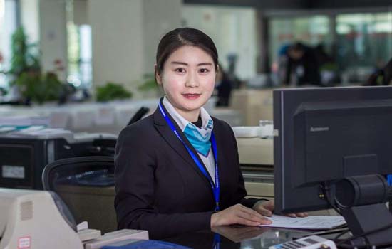 员工社保得及时缴纳